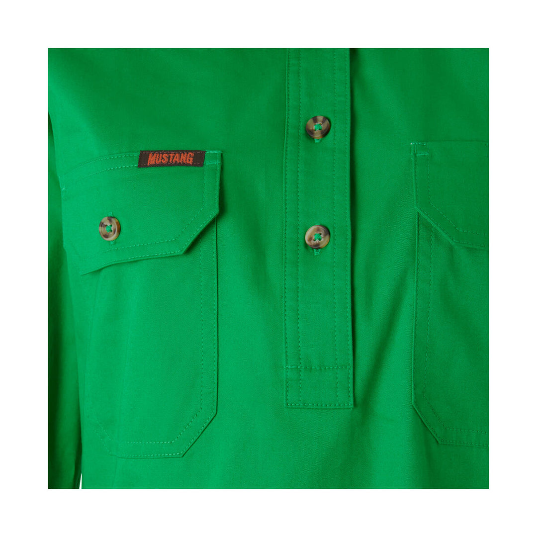 Mustang Signature Y08399 Womens Closed Front Shirt Green Pocket Logo