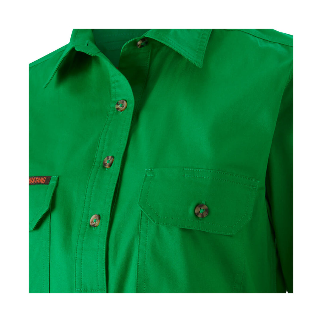 Mustang Signature Y08399 Womens Closed Front Shirt Green Front Pockets